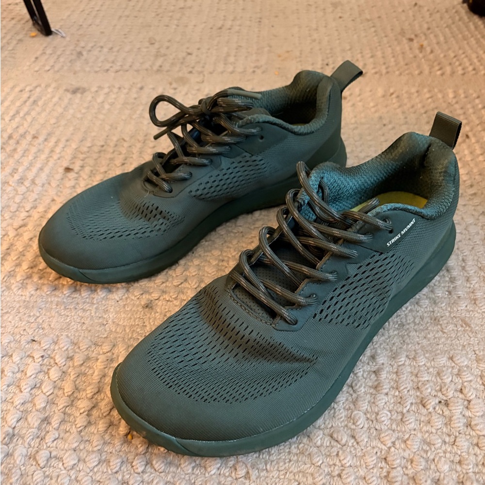 STRIKE MVMNT Haze Trainer | Olive Green